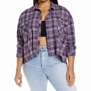 Plaid frayed hem crop shirt button down navy blue blouse pockets top red